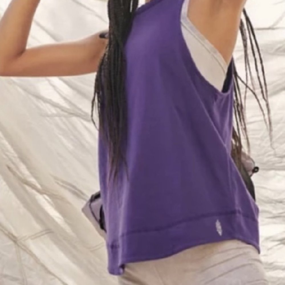 NWT  FP Movement  Inhale Tank in violet  size S